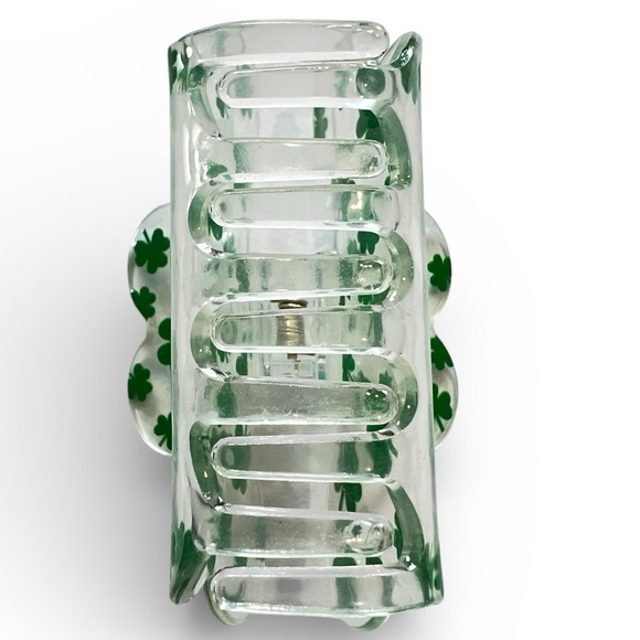 Shamrock Claw Hair Clip New - Picture 3 of 4